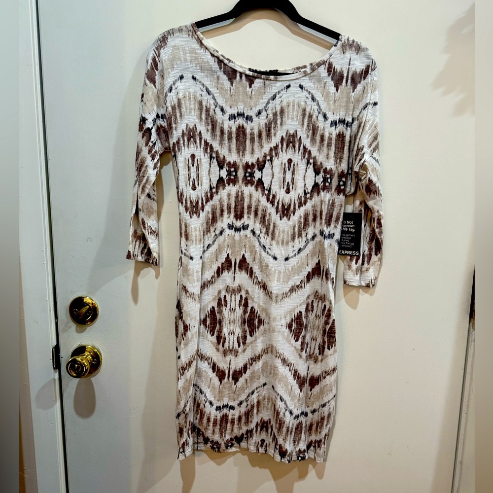 Vintage Y2K Express NWT White dress with brown tan white tie-die effect.